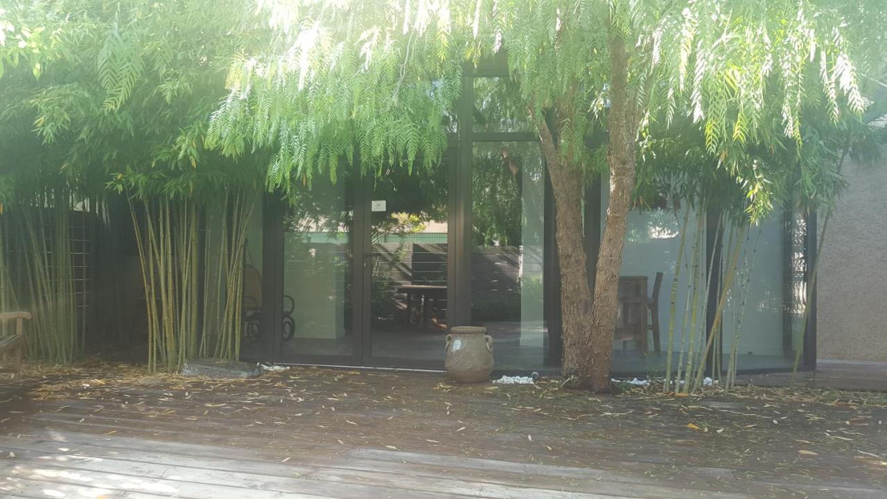 Les Aromatiques - Terrasse & Parking Prive A Villeneuve Les Avignon - Proche Golf Academy Экстерьер фото